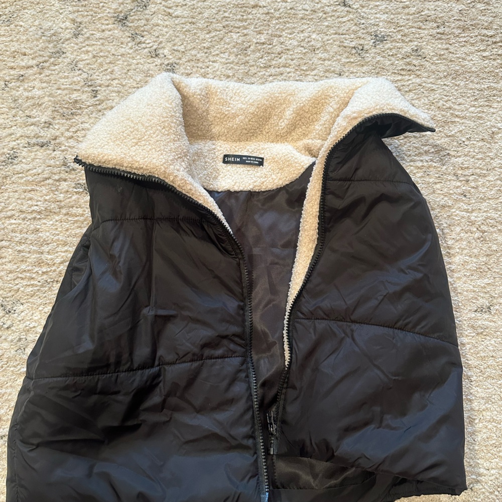SHEIN Fuzzy Vest Size Large